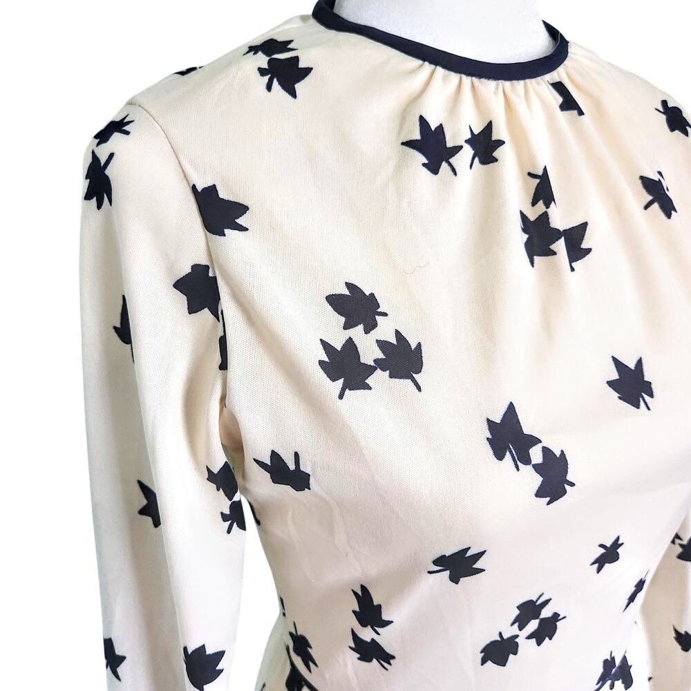 Vintage 1970s Cream & Navy Long Sleeve Maple Leaf Print Midi Dress | Women's 4 - Picture 3 of 9